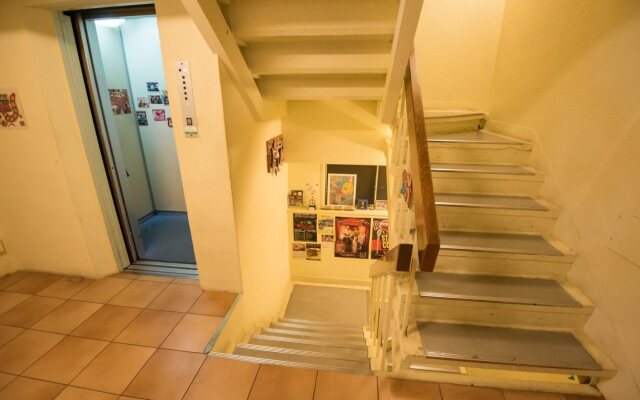 Hostel Q