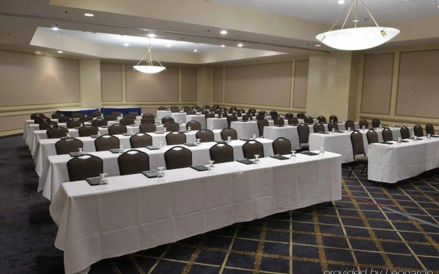 Ramada by Wyndham Southfield