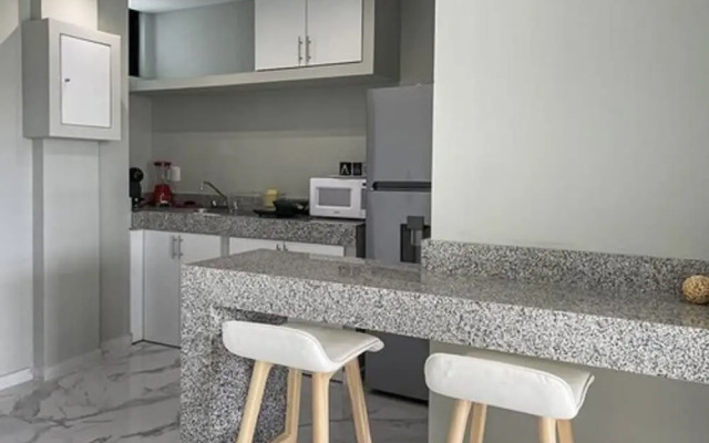 Level luxury condos