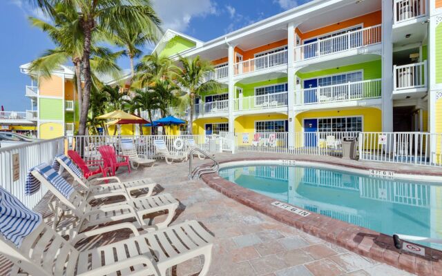 Pierview Hotel and Suites