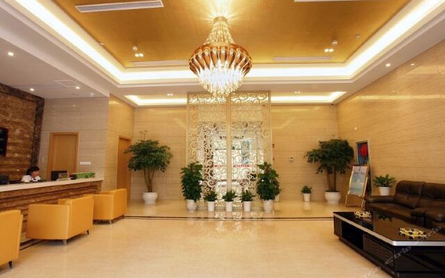 Dezhu Business Hotel