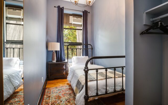 Lamartine Chelsea – Hostel