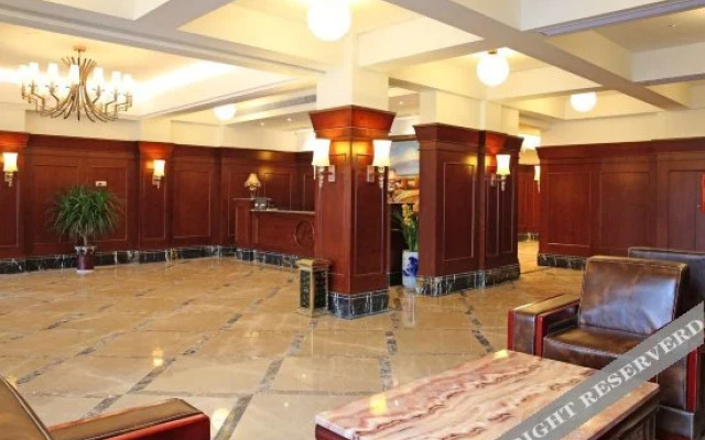 Elan Hotel