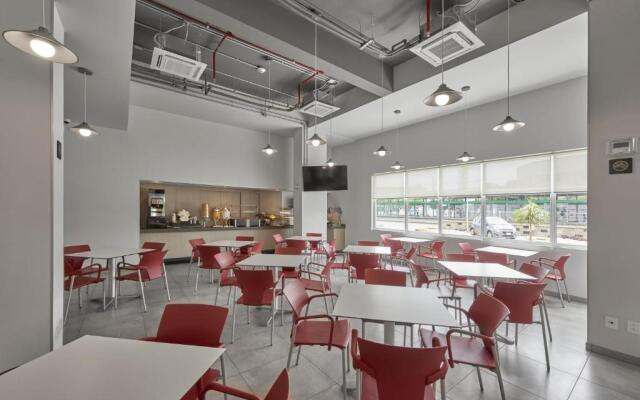 City Express Junior by Marriott Toluca Zona Industrial