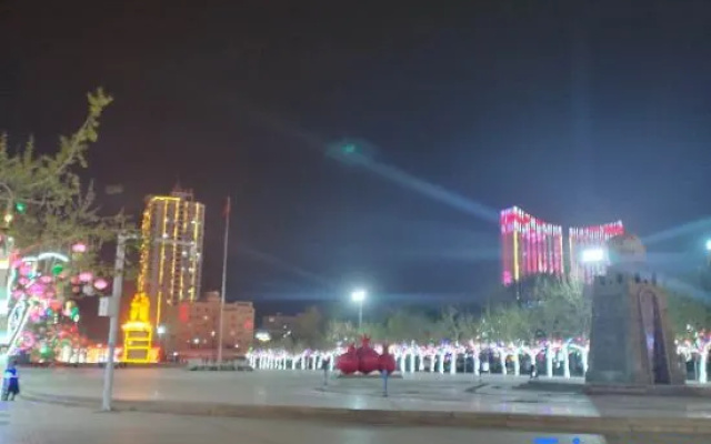 Super 8 Hotel (Hetian tuanjie  square) – Outside – Hotan