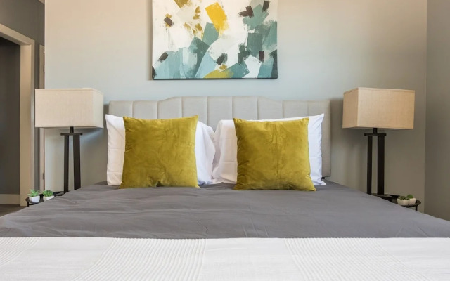 FRONTDESK NuLu Apts Louisville