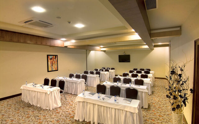 Royal Wings Hotel - All Inclusive