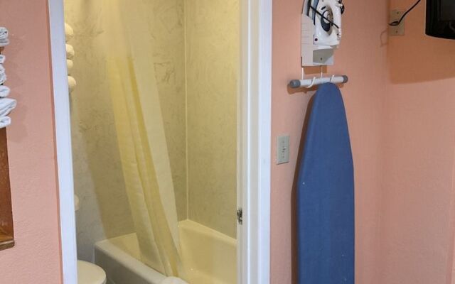 Budget Motel