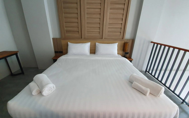 Atom Phuket Hotel