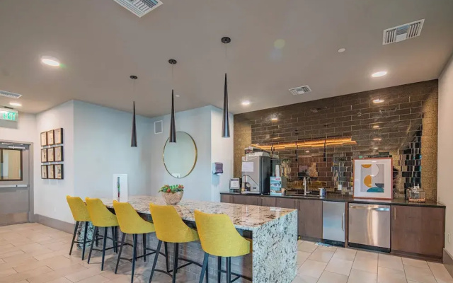 Scottsdale Grand