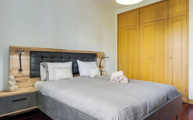 IVIS Home By HR Madeira