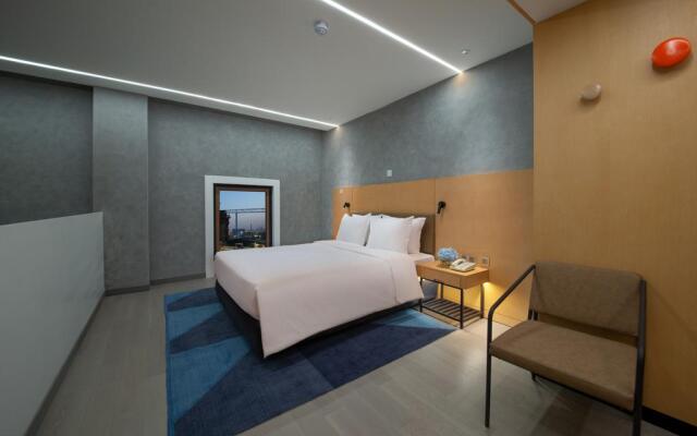 Holiday Inn Express Beijing Shijingshan Parkview, an IHG Hotel