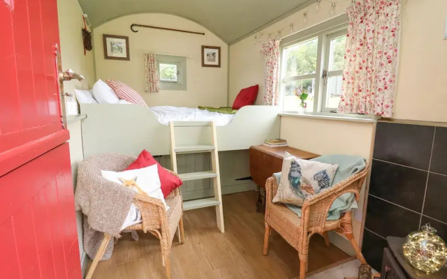 Sweet Briar Shepherds Hut