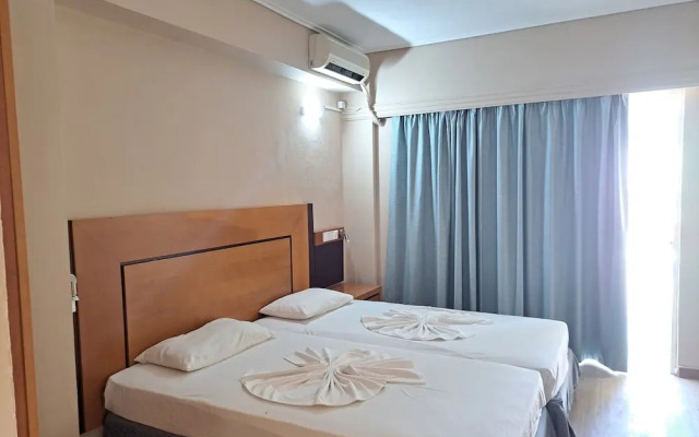 Bristol Hotel & Apartments