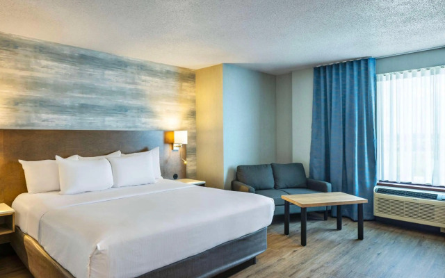 Quality Inn & Suites Levis