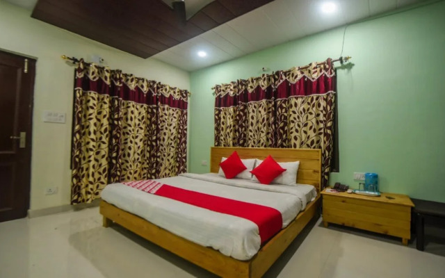 OYO 15935 Hotel Shivay