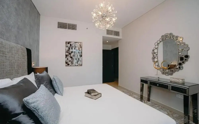 Bellavista - Spacious -1BR & Extra Room