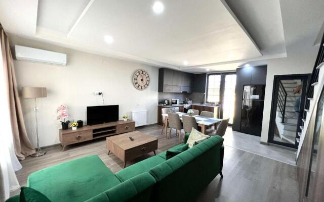 Seaview Villa with Roof-Top