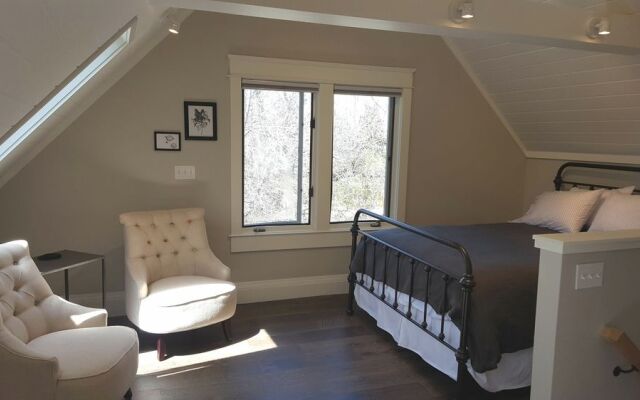 The Lindley House
