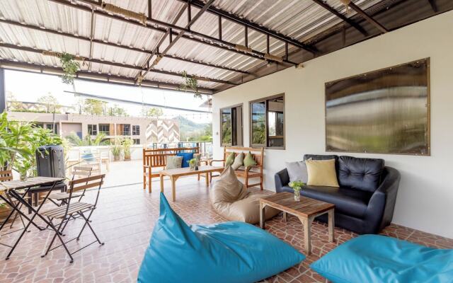 Club 22 Kamala Suites