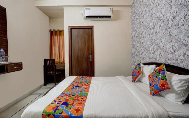 FabHotel Hill Inn Paradise