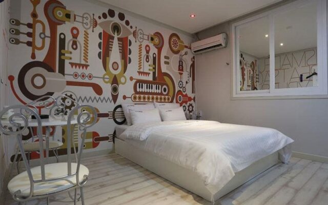 Goodstay Bandi Hotel