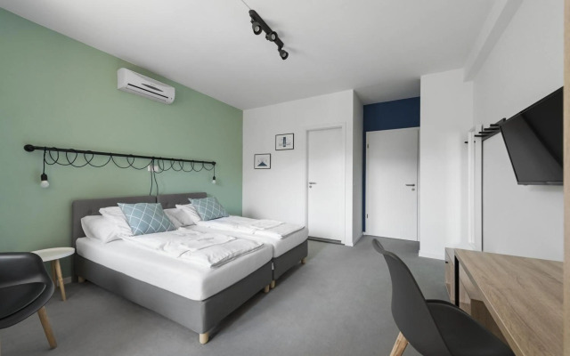 Chesscom Hotel