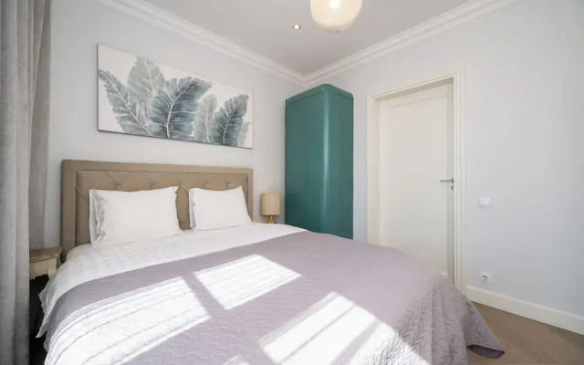 Toompea Castle 2 BR Old Town Apartment