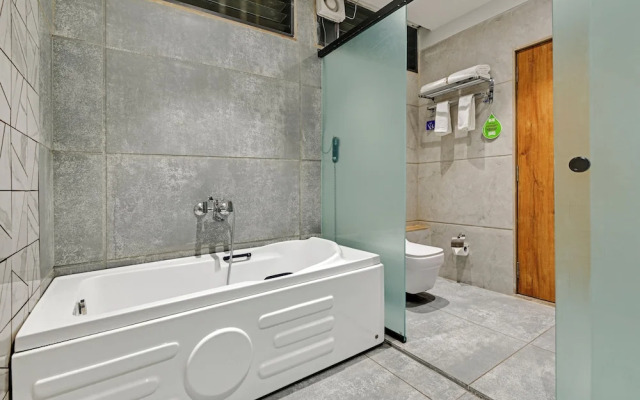 Click Hotel Royal Pearl  Galenda Dahej