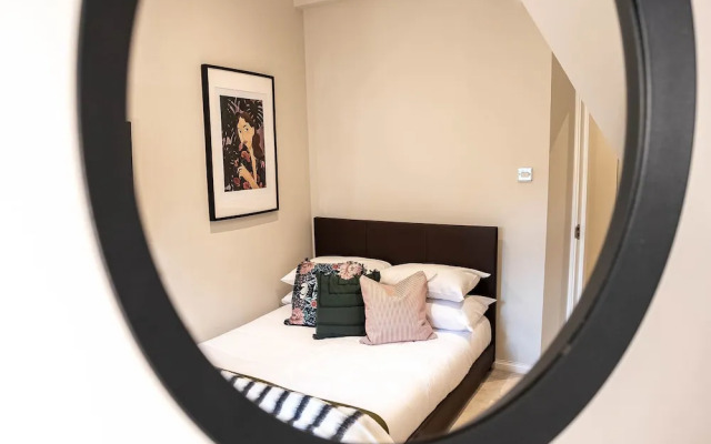 Two Bed City View near Kings Cross Stn