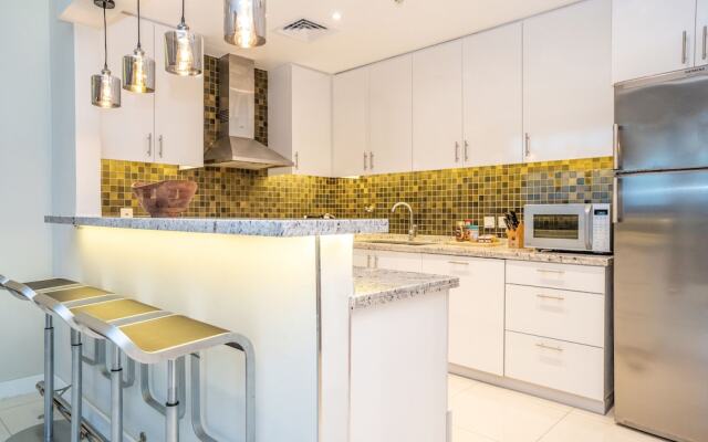 Vacay Lettings - Iris Blue