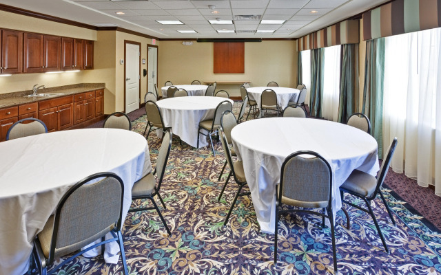 Staybridge Suites Indianapolis-Carmel by IHG