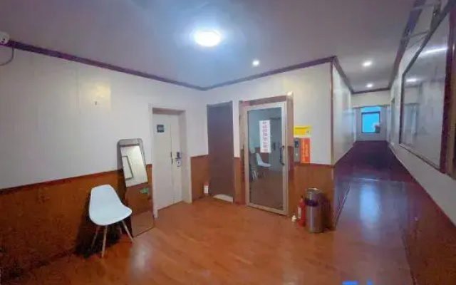 Luohe Fansen Homestay