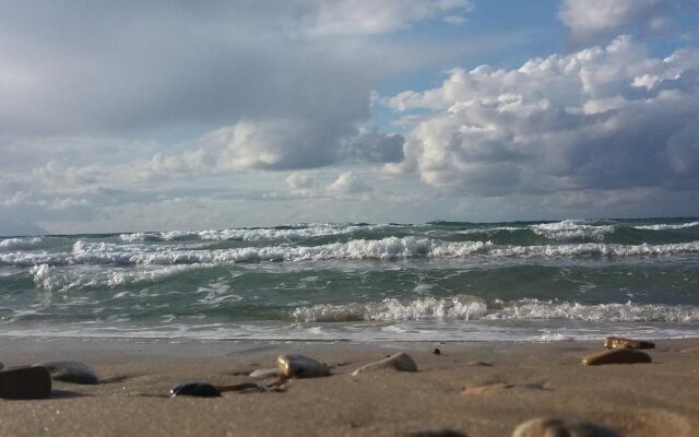 Ada Newday Resort Hotel