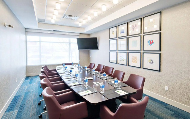 Holiday Inn Express Red Deer North by IHG