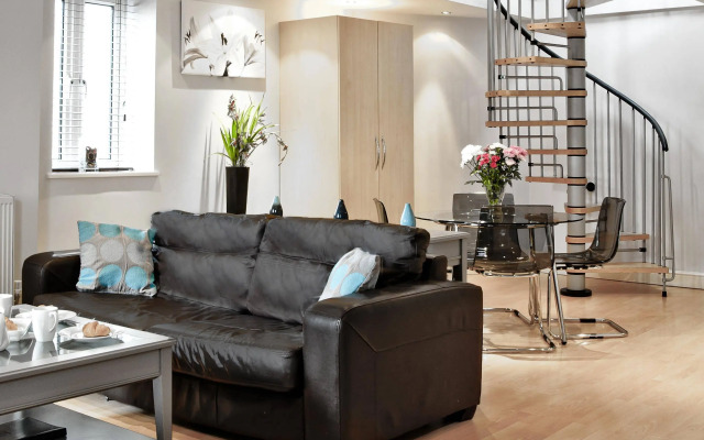 CityQuarters at Shaftesbury House Serviced Apartments