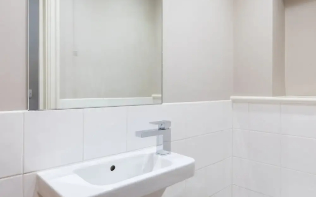 Amazing Covent Garden Studio - Netflix Nespresso