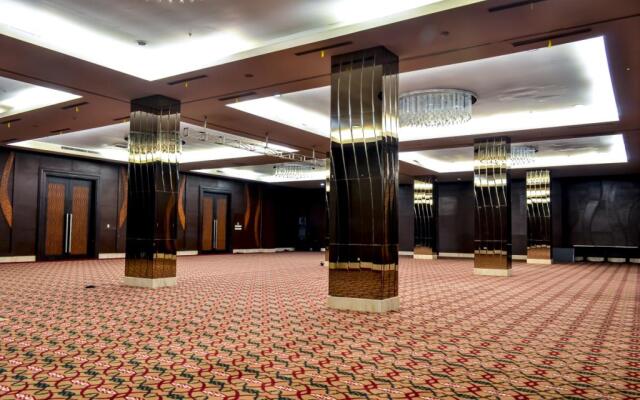 Grand Allison Hotel