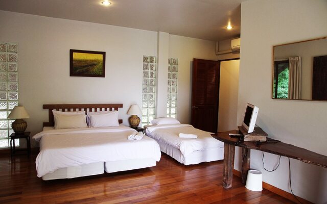Hakuna Matata Nature Resort