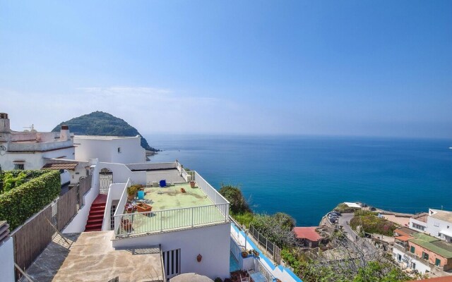 Nice Apartment in Sant´angelo D´ischia With 1 Bedrooms and Wifi