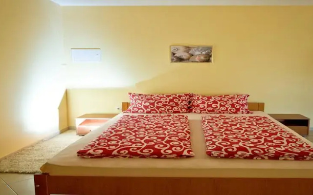 Ibolja Apartments