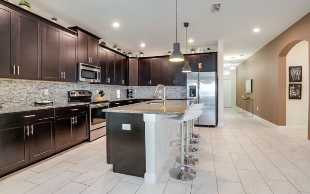 Storey Lake - 4725 Sleepy Hollow Drive