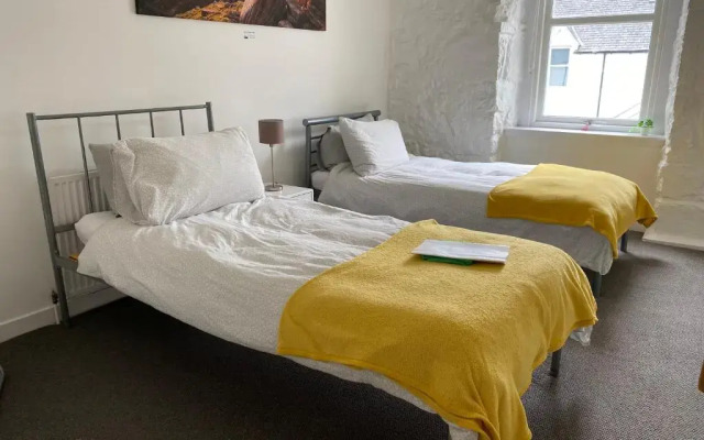 Hartfield House Hostel
