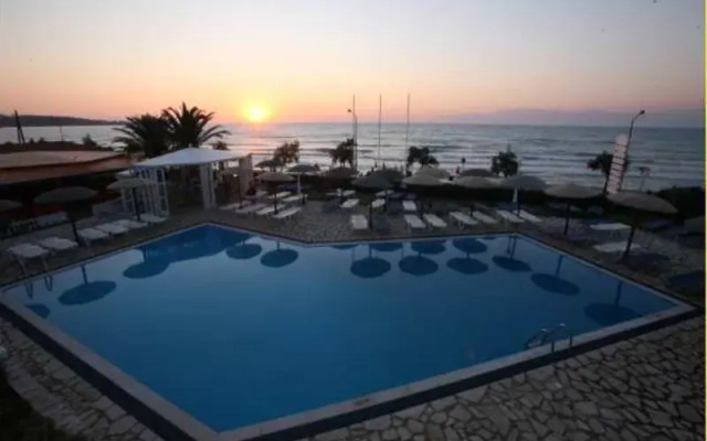 Beis Beach Apartment