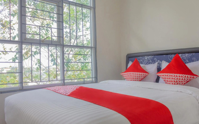 OYO 390 77 Residency