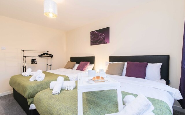 Coventry- Jenner Pet Friendly 2 Bedroom Apartment