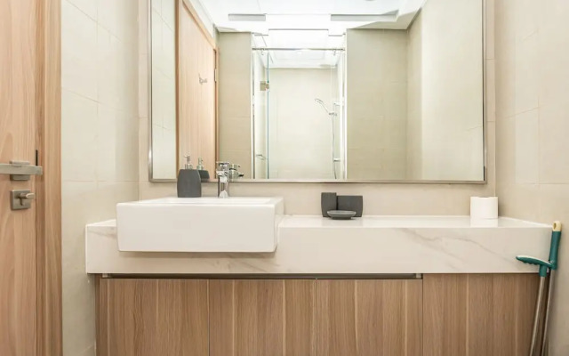 Luxury StayCation - Azizi Riviera 17
