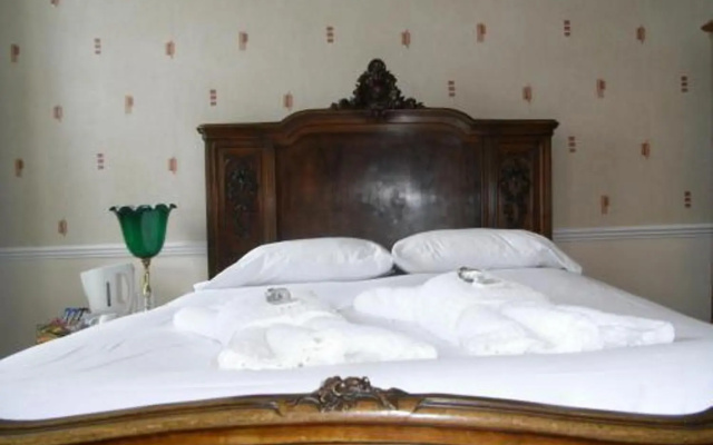 Crown Hotel Brackley