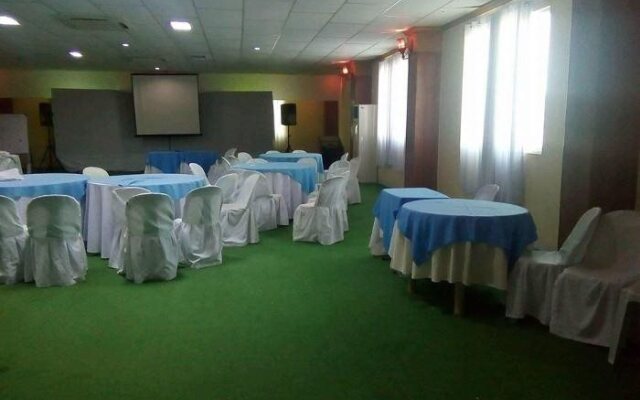 Endielina's inland resort corp