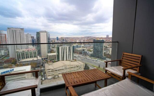 Luxurious 2 1 Apartment Near Mall of Istanbul